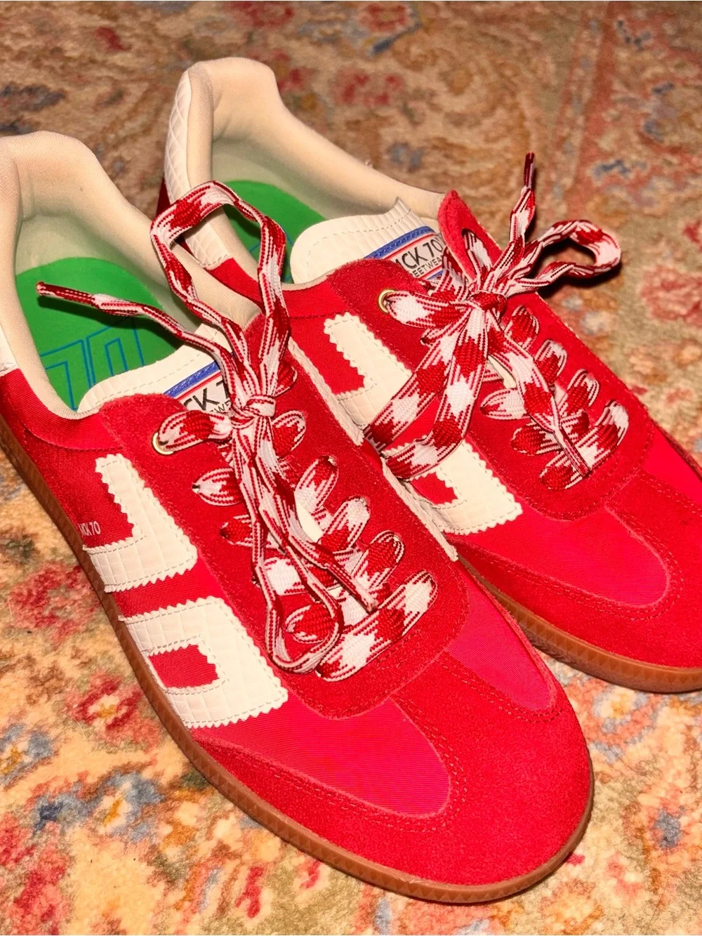 BACK 70 Ghost in Red sneakers EU37/US 6.5 like new